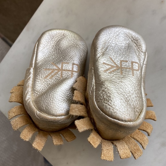 Freshly Picked Moccasins - Picture 3 of 8